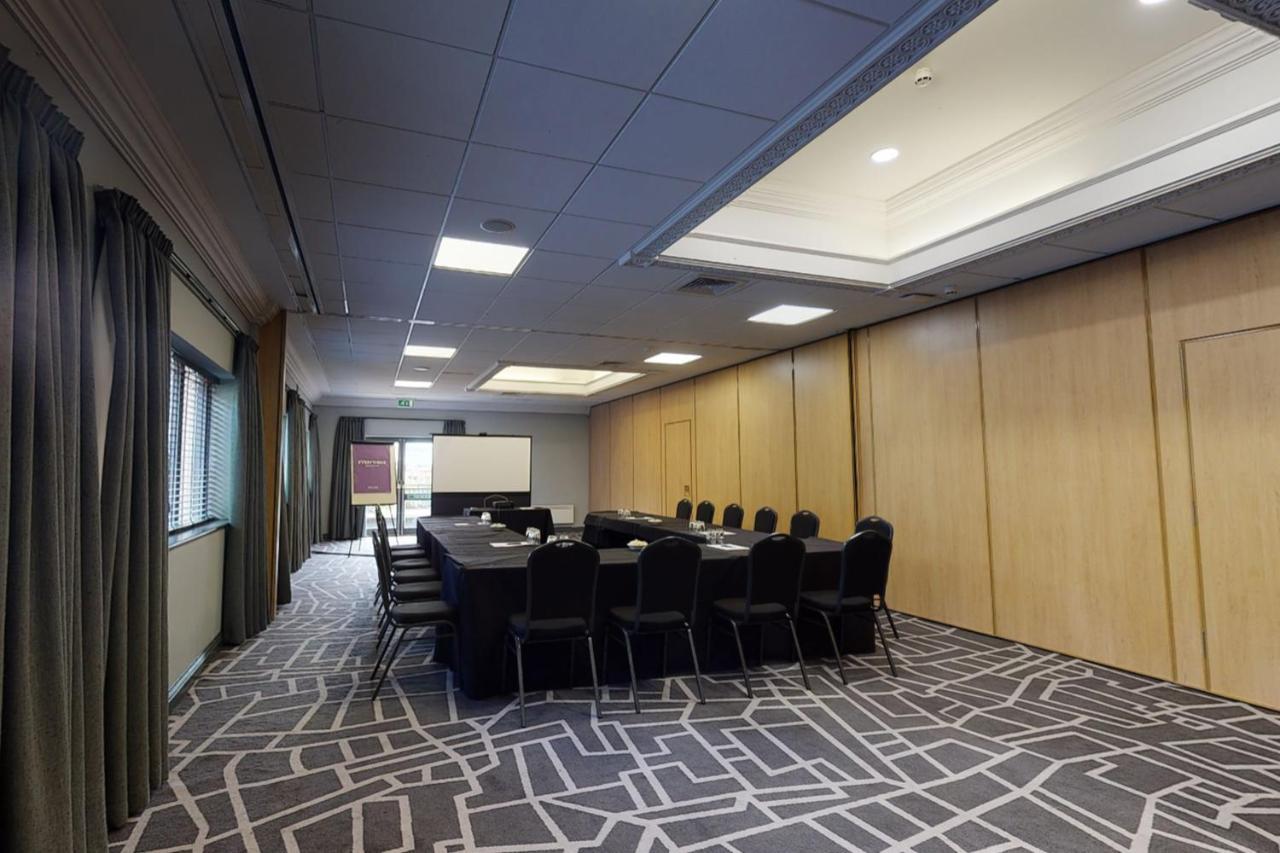 Village Newcastle Hotel 3*