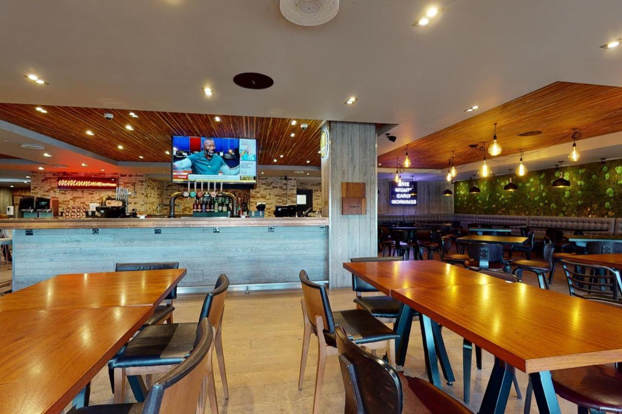 Village Newcastle 3* Holystone (Tyne and Wear)
