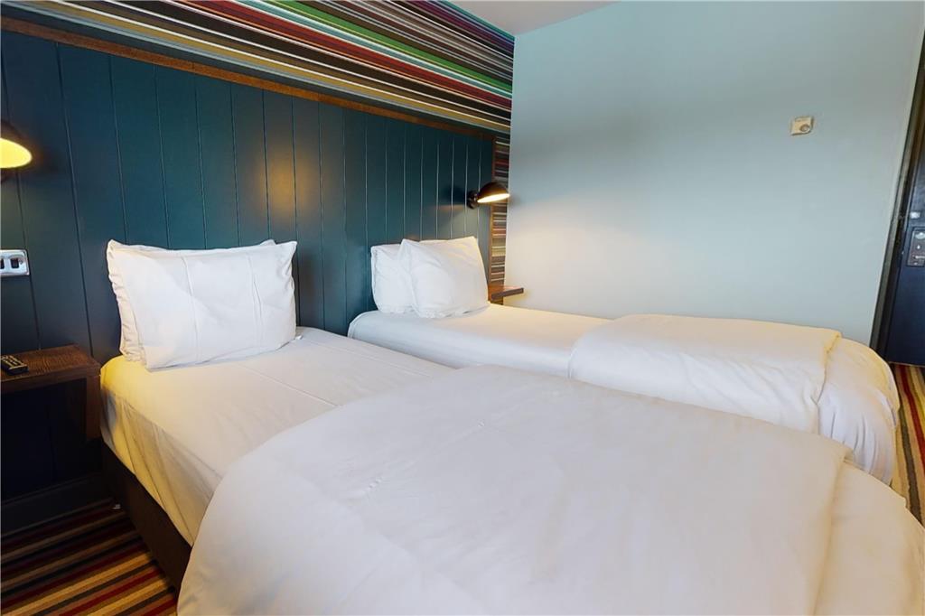Hotel Village Newcastle