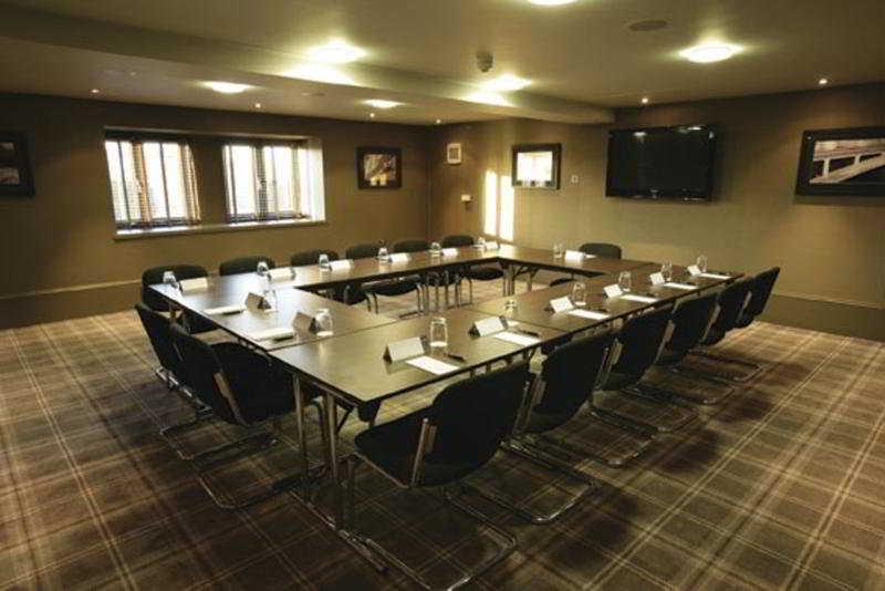Village Newcastle 3*