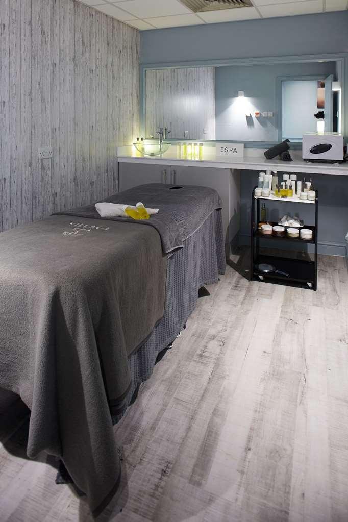 Village Newcastle Hotel 3*